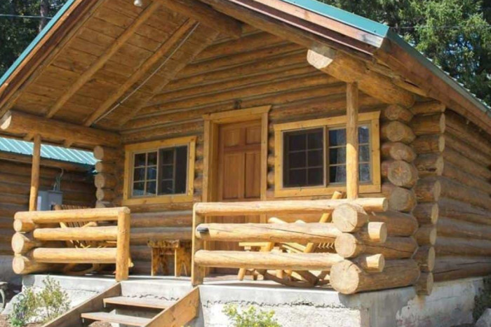 Pine Edge Cabins — Silver Gate, MT